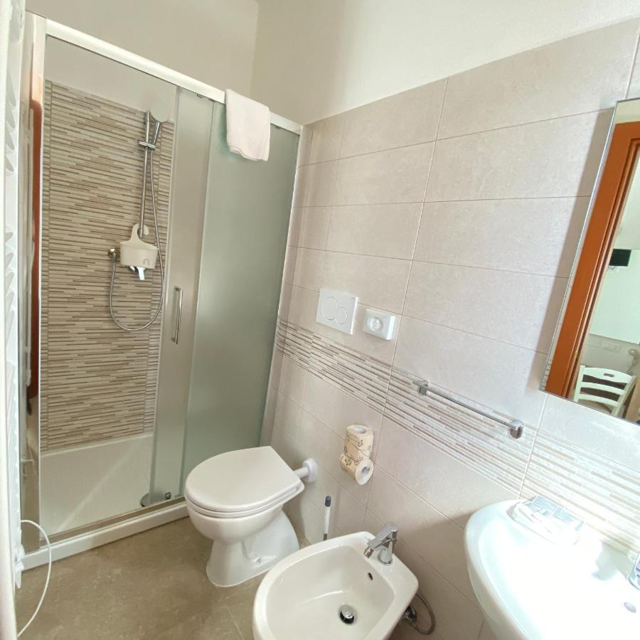 Hotel Bed And Book Rimini Ngoại thất bức ảnh