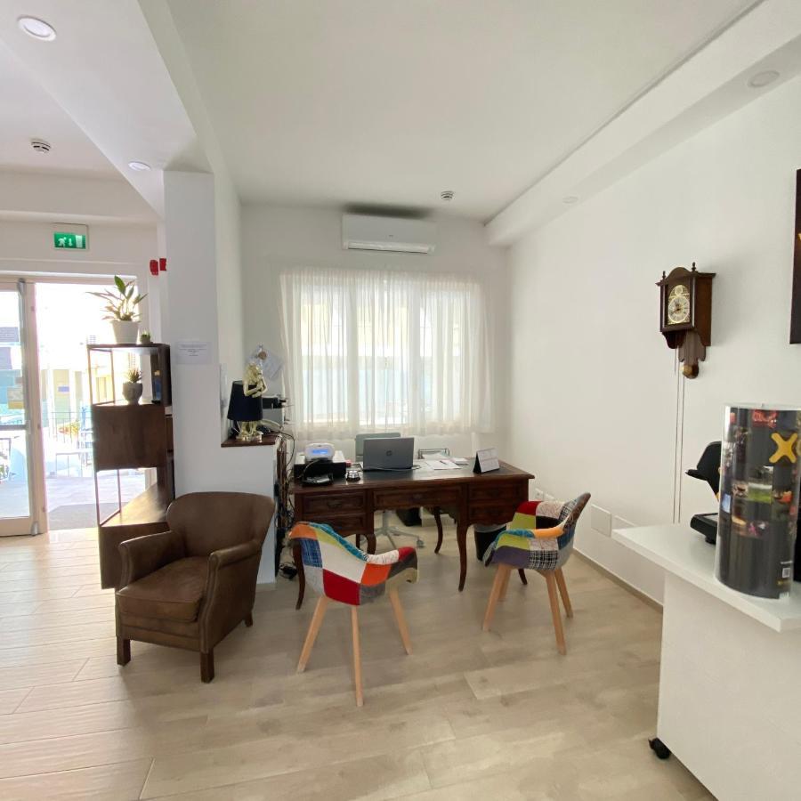 Hotel Bed And Book Rimini Ngoại thất bức ảnh
