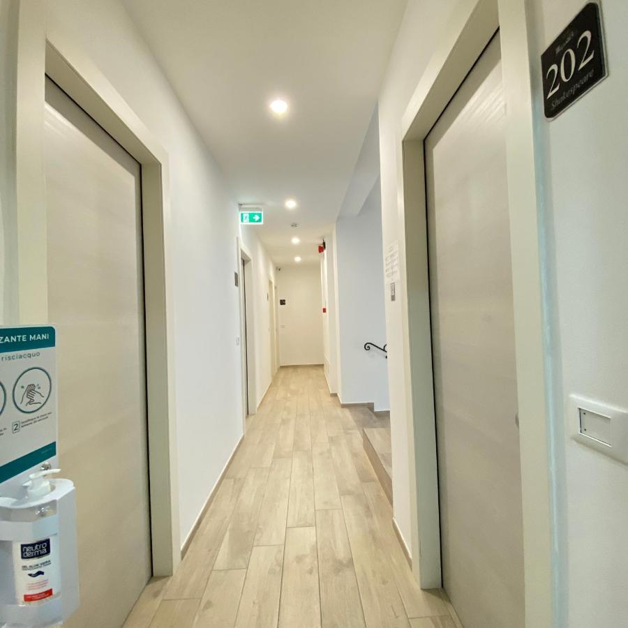 Hotel Bed And Book Rimini Ngoại thất bức ảnh
